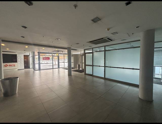 3,570M² CO-WORKING SPACE TO LET IN EDGEMEAD